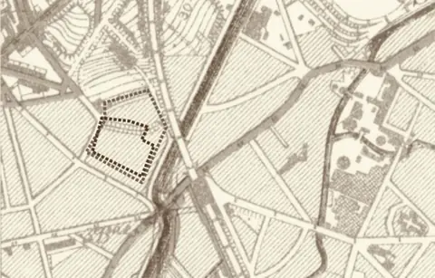 Cadre 07, photo de la frise