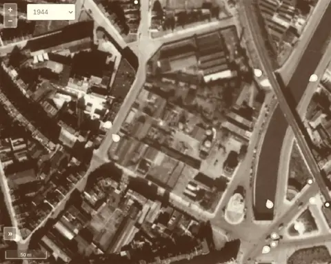 Cadre 08, photo de la frise